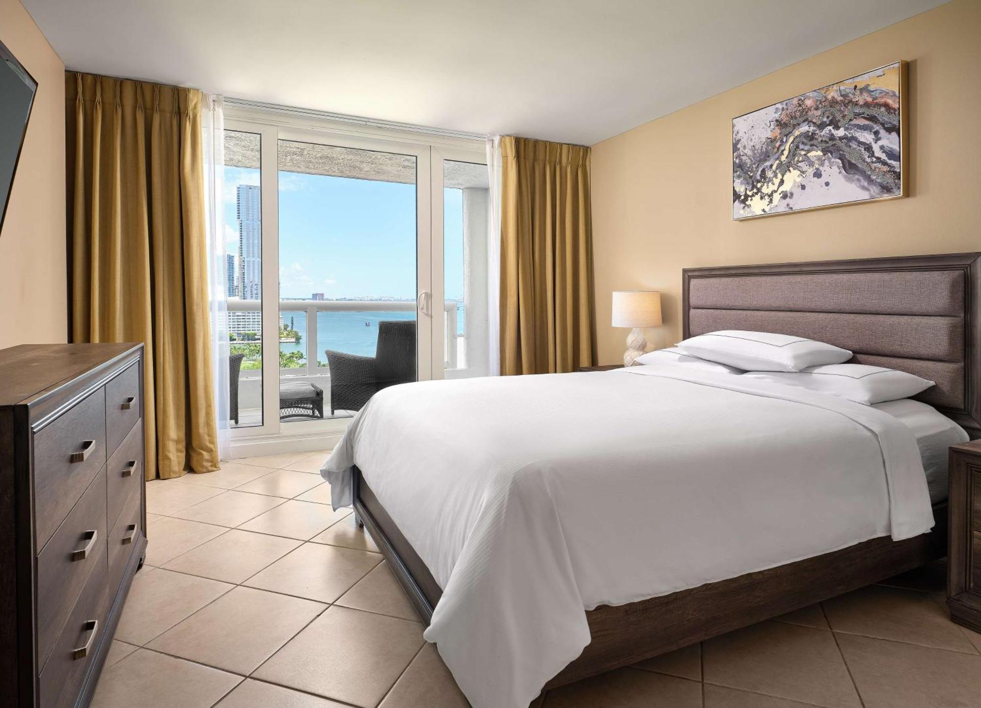 Two-Bedroom Apartment with Kitchen & Balcony,1657145639:JPEG