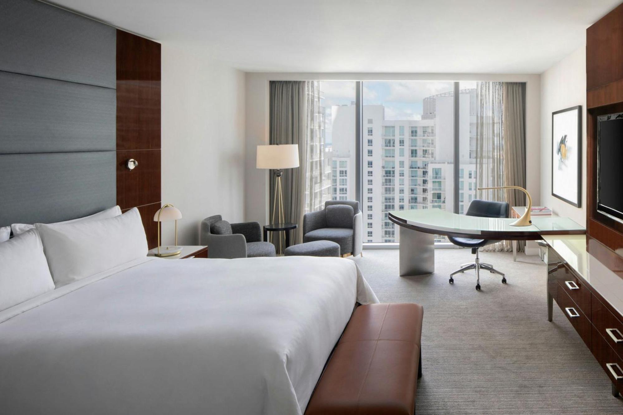 King or Double Room with City View,1643153714:JPEG