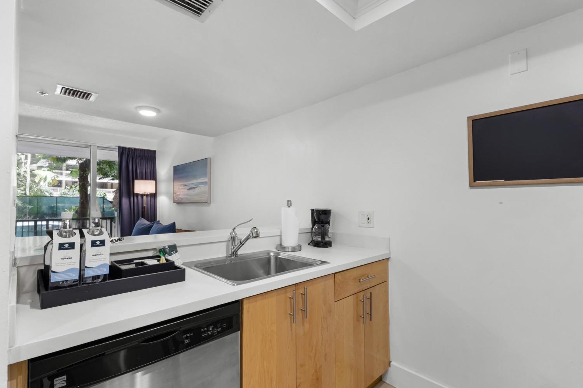 Superior One-Bedroom Apartment
