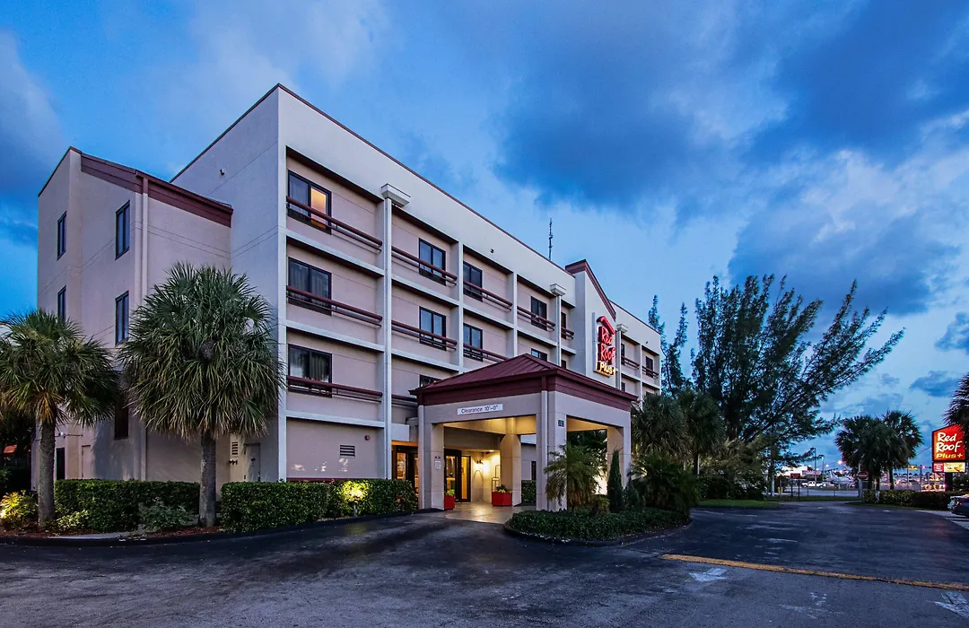 Red Roof Inn Plus Miami Airport-1