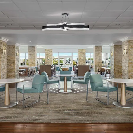 Homewood Suites Miami Airport/Blue Lagoon-3